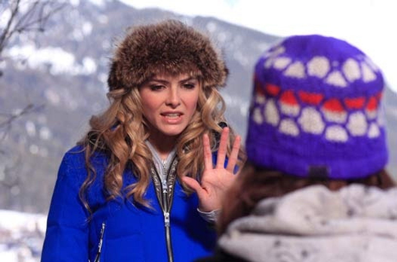 How to marry a billionaire - Life of a chalet girl