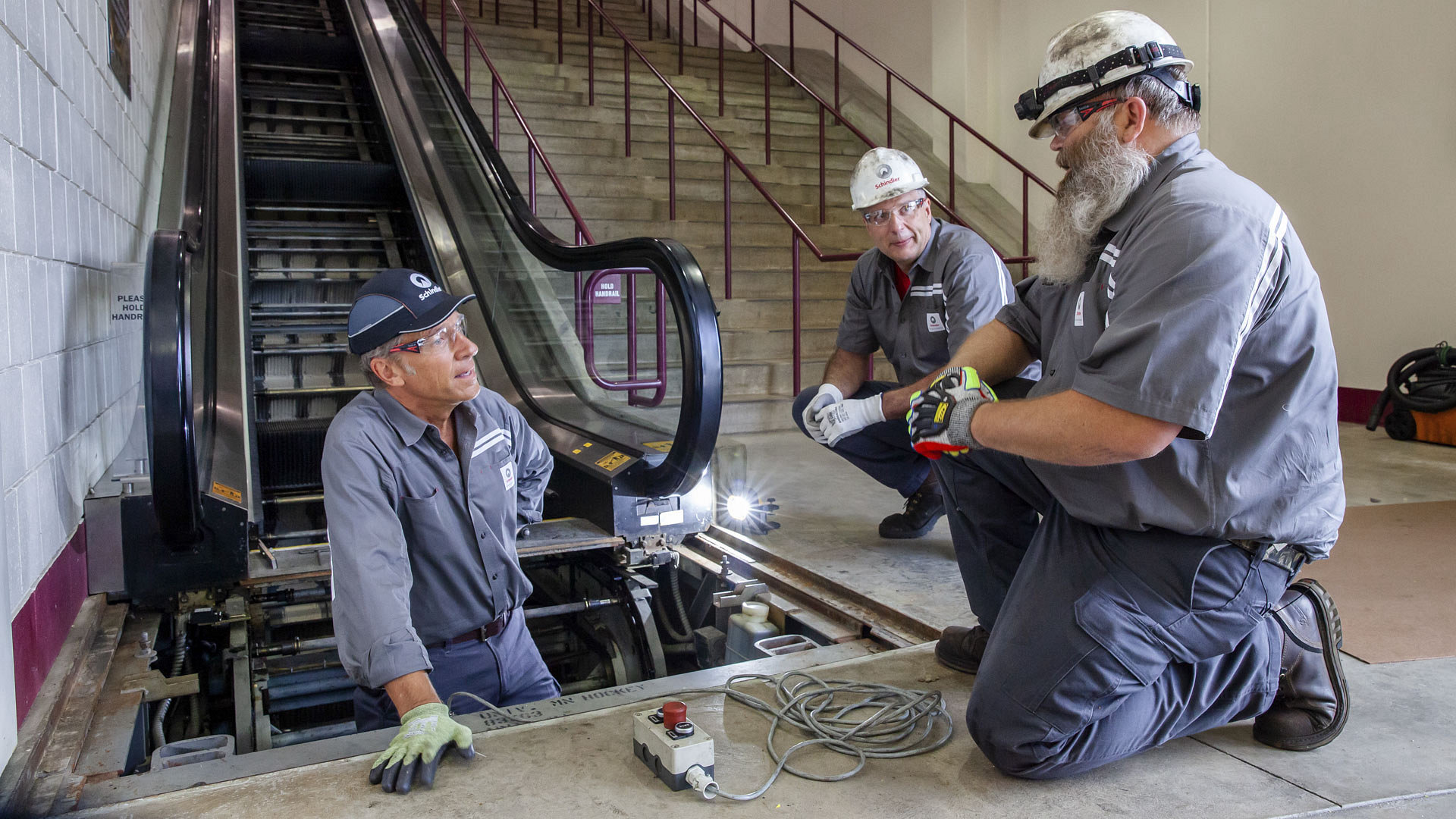 Escalator Maintainer / Scorpion